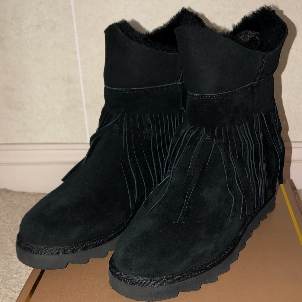 Ash Black Winter Fringe Boots